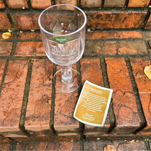 SHANNON CRYSTAL by GODINGER Crystal Vintage Wine Goblet - Picture 4 of 7